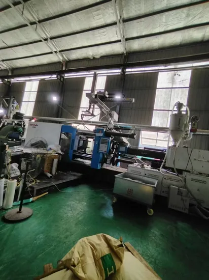 Special New Design Shape Cat Plastic Bar Chair for Home and Coffee 